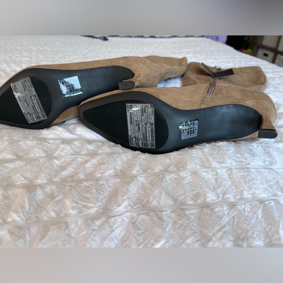Women’s Suede Boots Size 8 BNWT - Picture 3 of 5